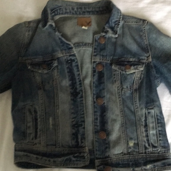 AE Jean jacket size small - Picture 4 of 5